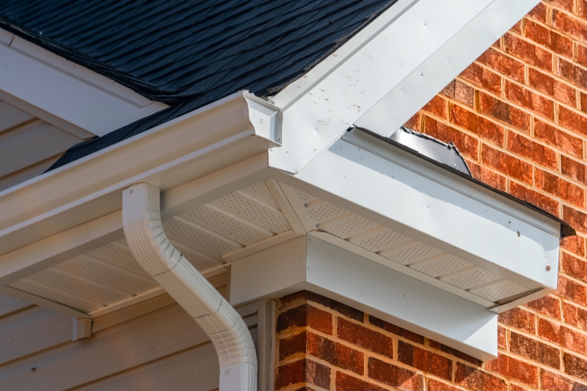 white gutter trim