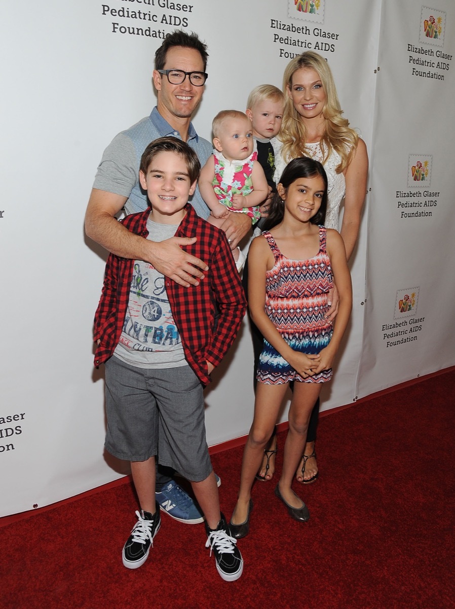 Mark-Paul Gosselaar and family