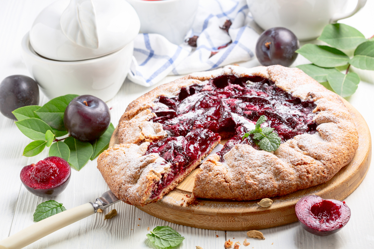 plum galette