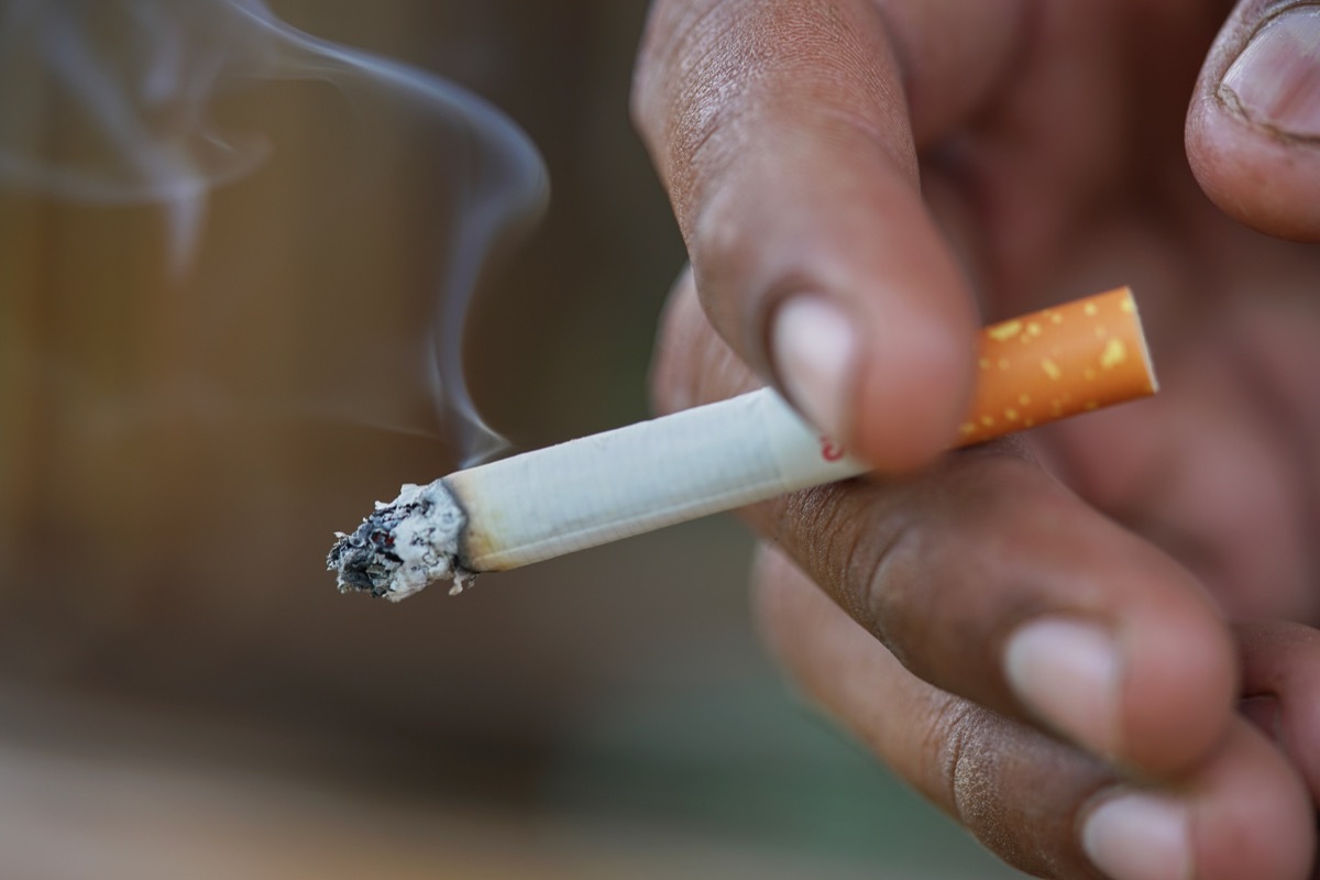 man smoking how people are healthier