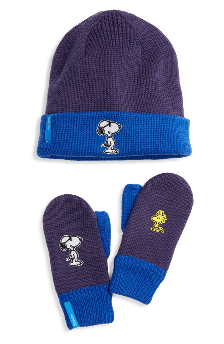 peanuts reversible beanie gloves set