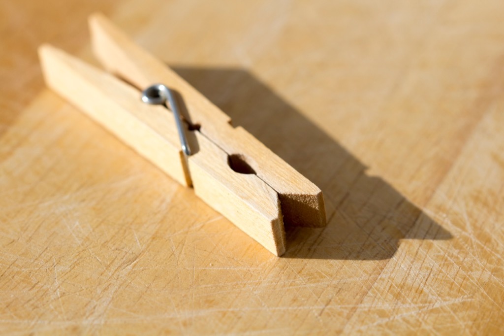 clothespin on table, diy hacks