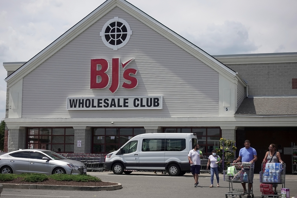 The storefront and parking lot of a BJ's Wholesale Club