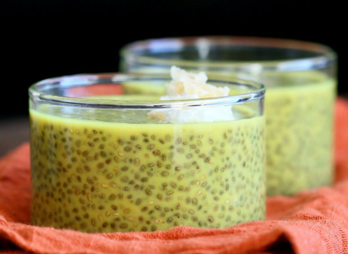 goladen milk chia pudding