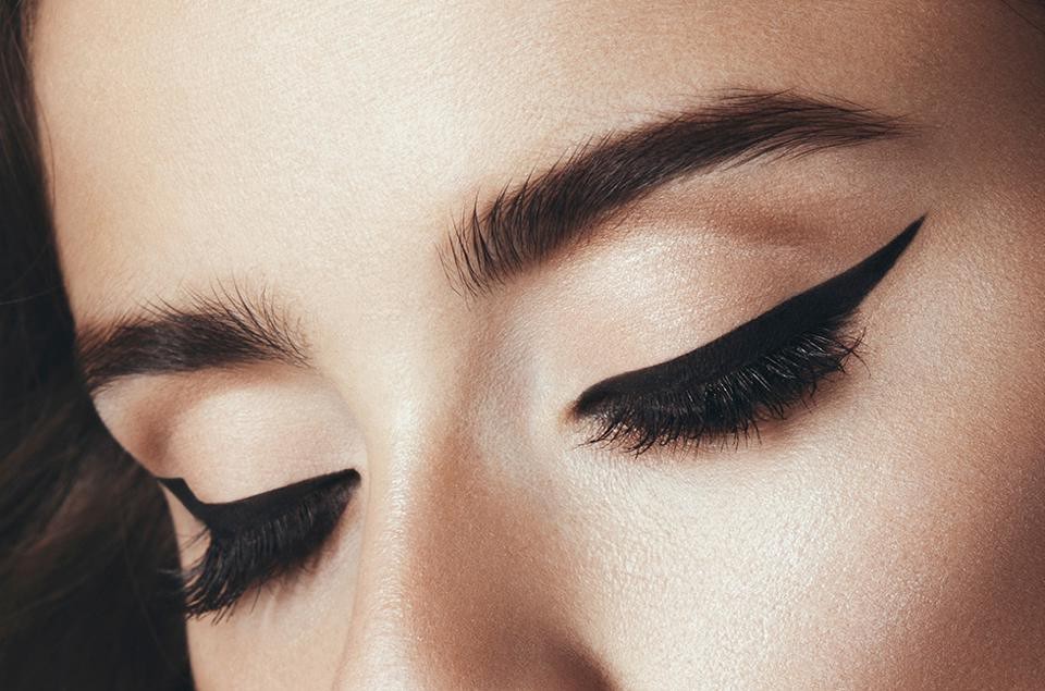 Cat Eye Eyeliner | 9 Classic Makeup Looks to Rock | Her Beauty