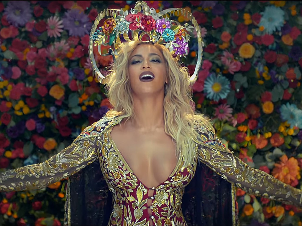 Coldplay-Beyonce-Faced-Immense-Blacklash-for-Stereotyping-of-Indian-Culture-01