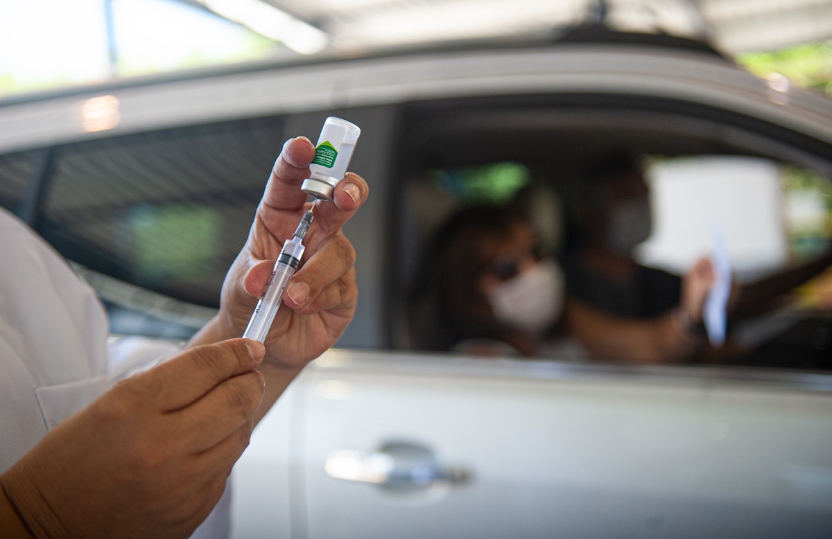 Drive thru of Influenza vaccine