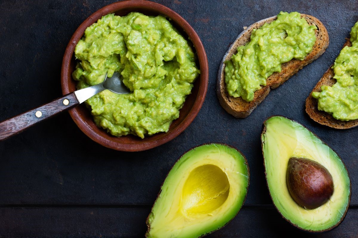 Avocados | 10 Foods That Treat Skin Conditions | Her Beauty