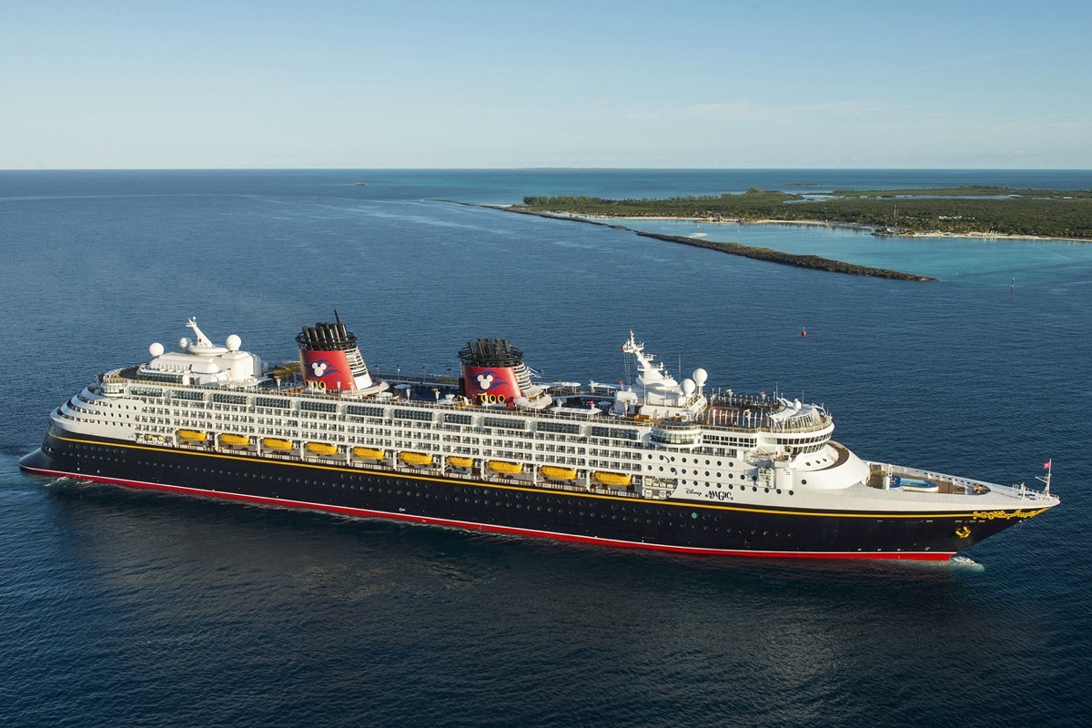 disney magic at sea cruise ship