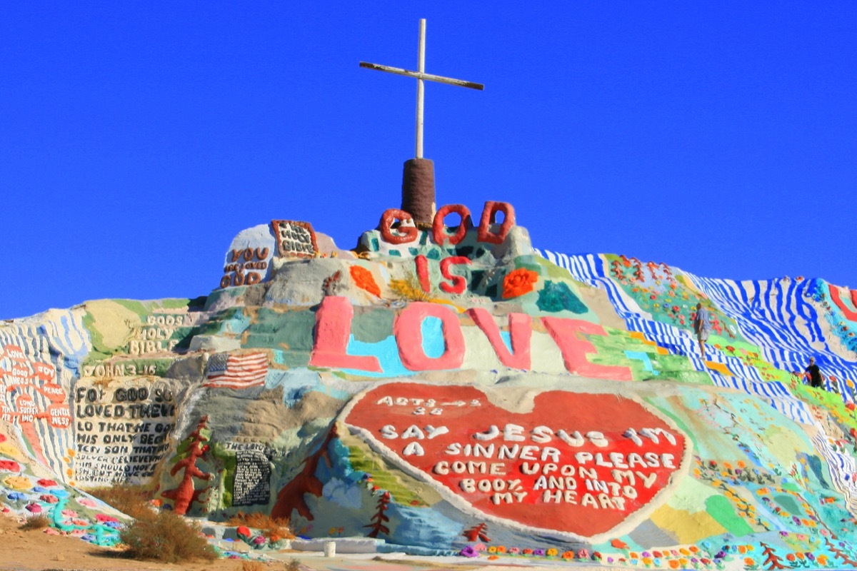 salvation mountain in california, weirdest state landmark