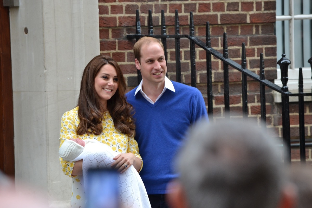 Prince George Introduced to world by Prince William and Kate Middleton