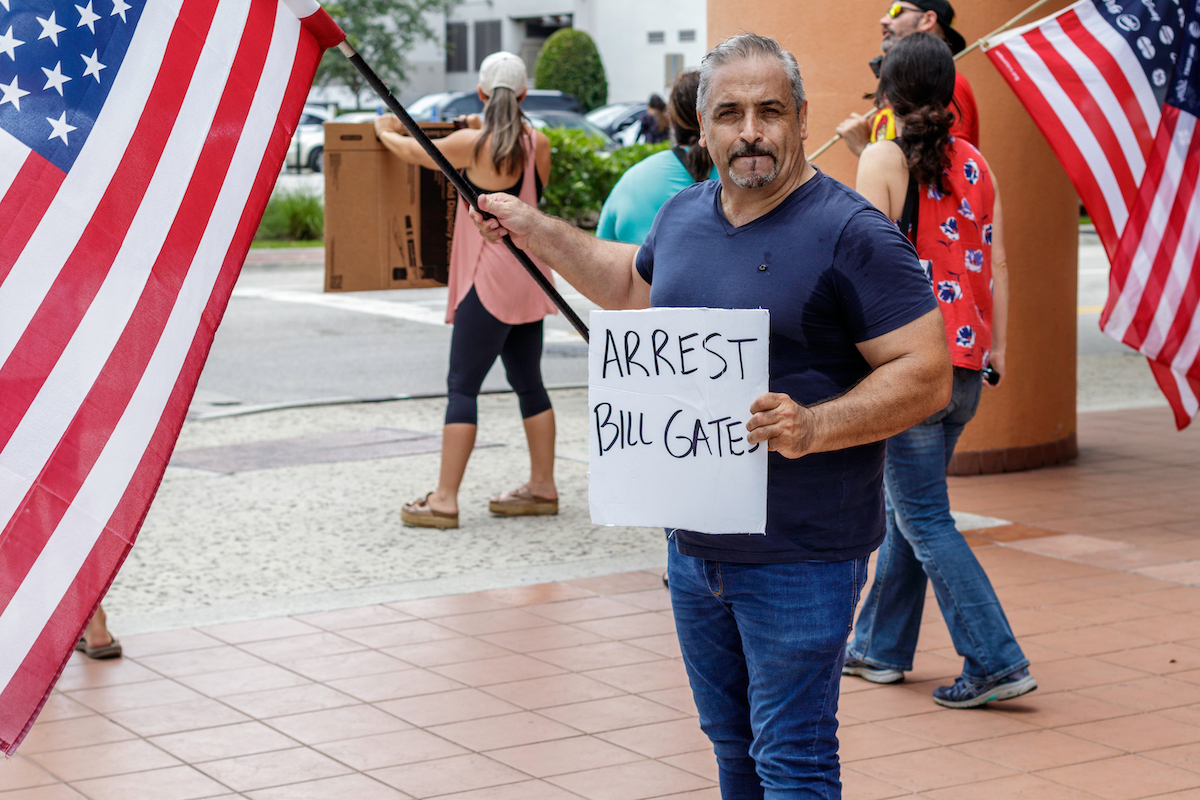 a bill gates protestor amid coronavirus in florida