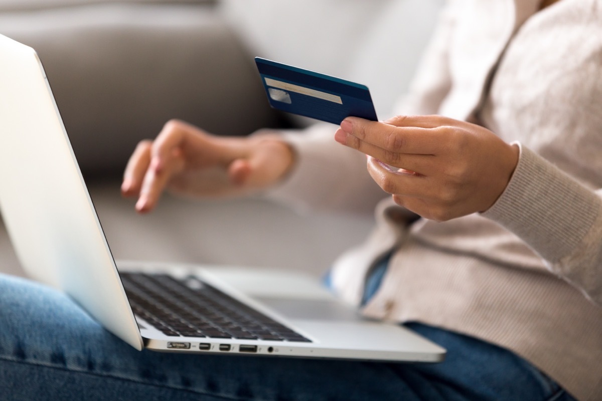 using credit card to shop online