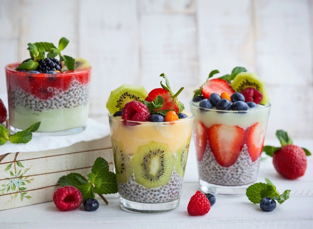 Kiwi and raspberry chia pudding parfait