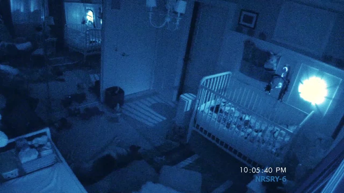 screenshot from paranormal activity 2