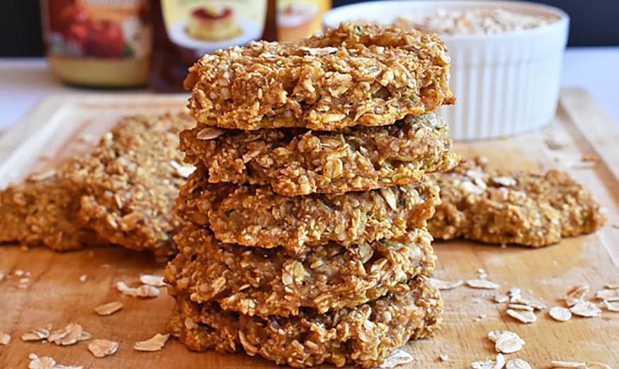 Pumpkin Pie Quinoa Breakfast Cookies| 8 Warm Breakfast Ideas for Winter | Her Beauty