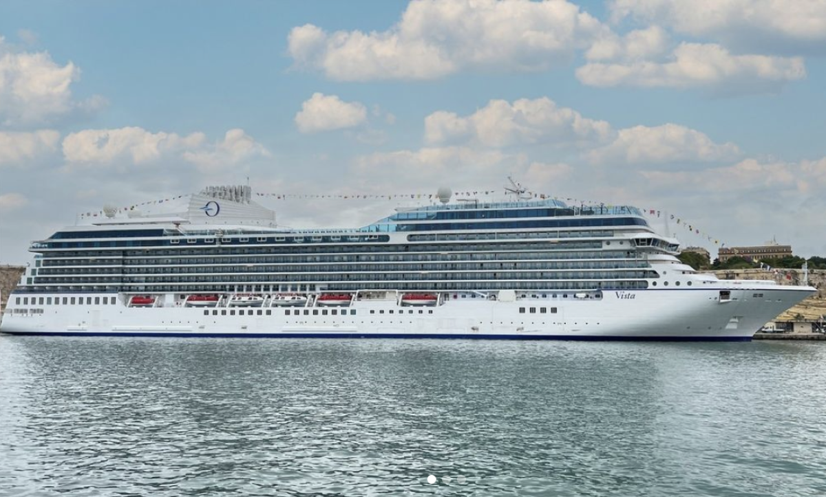 Oceania Cruise Liner