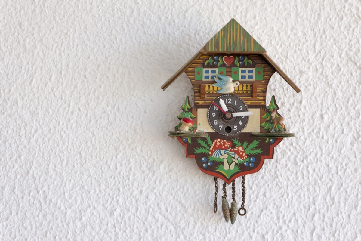 cuckoo clock, vintage home upgrades