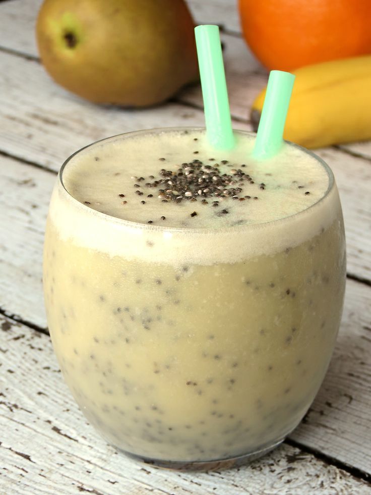 7. Pear-Almond Hot Smoothie - Top 10 Winter Smoothie