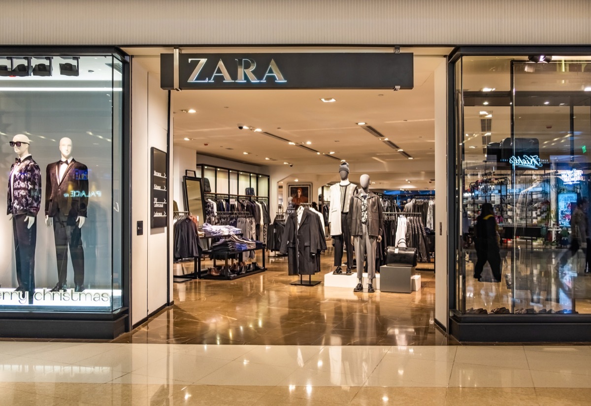 zara storefront Retail Store Layouts