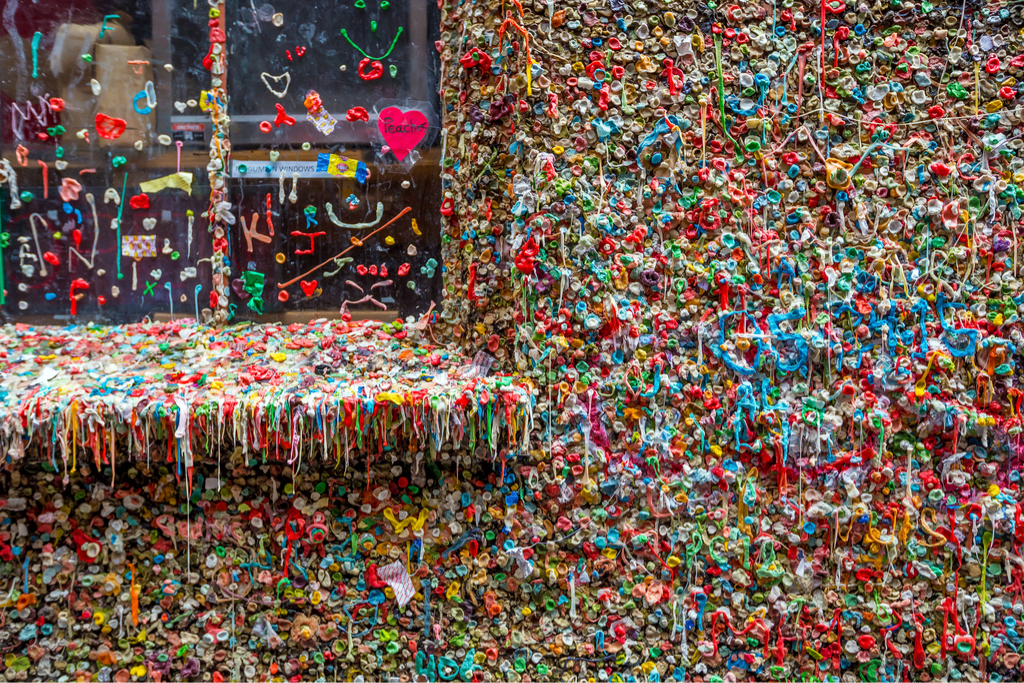 Gum Wall Seattle Tourist Traps That Locals Hate