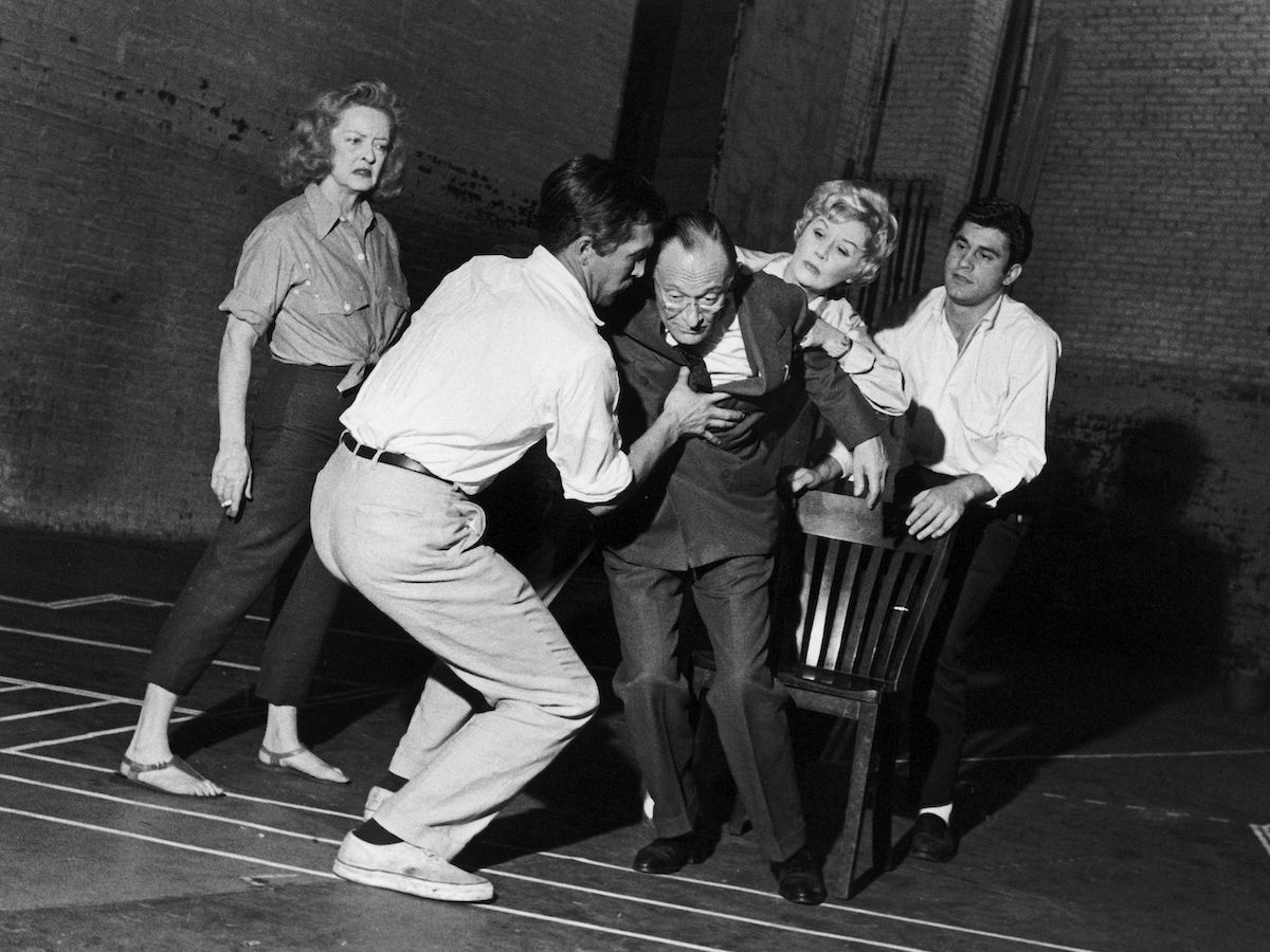 Bette Davis, Patrick O'Neal, Clifton Webb, Margaret Leighton and James Farentino rehearsing 