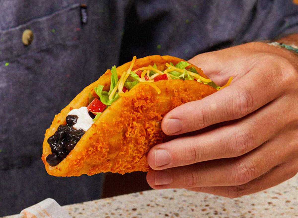 taco bell black bean chalupa