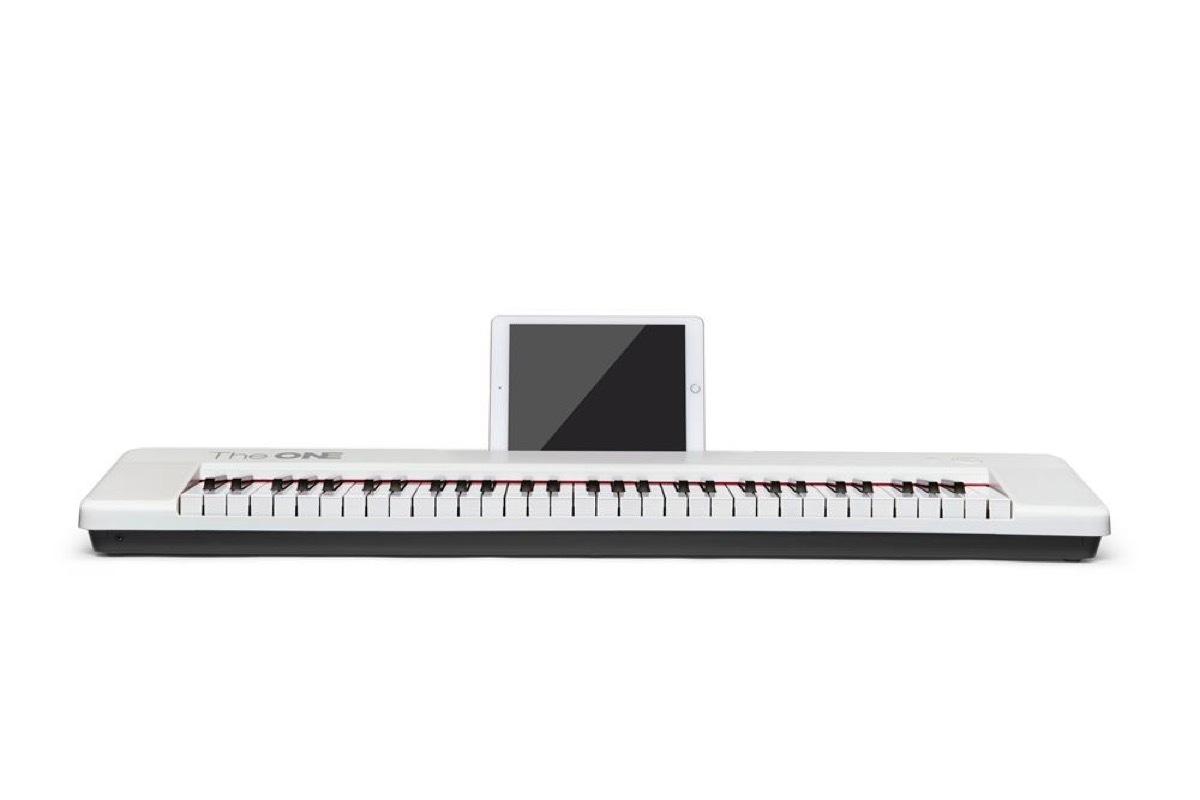 white keyboard with ipad