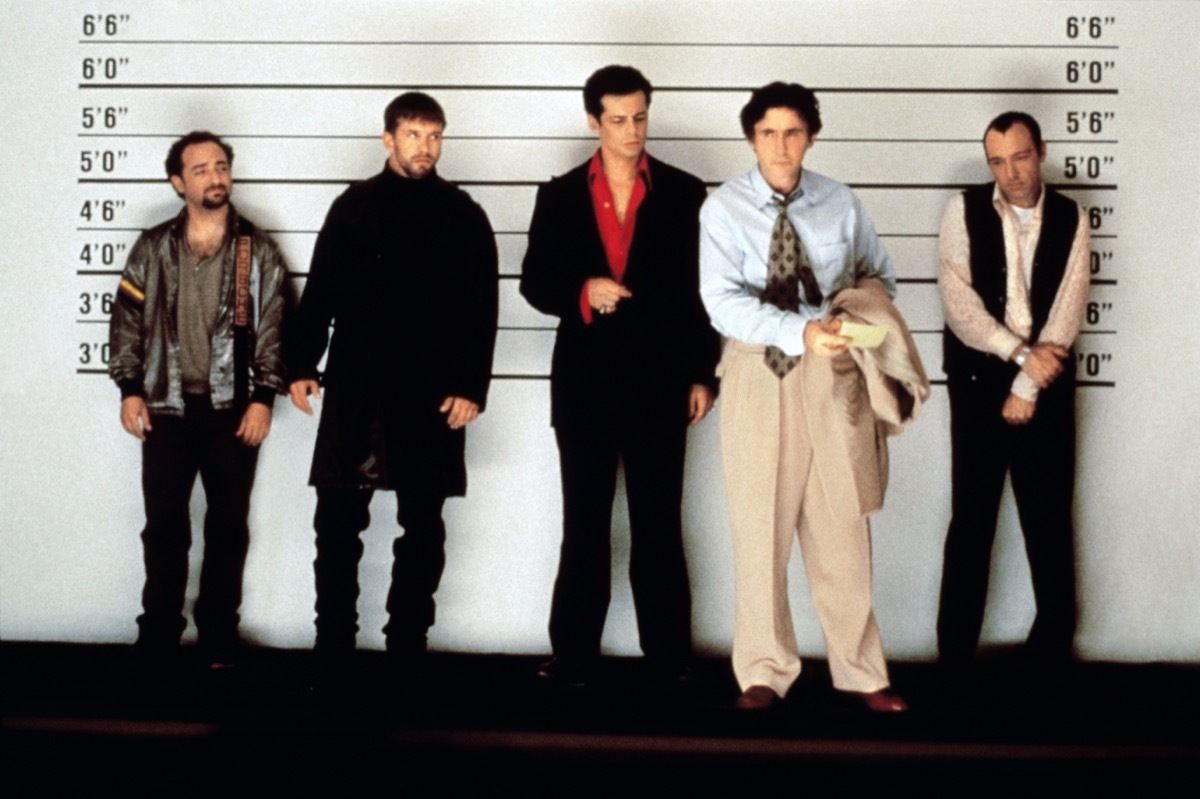 Kevin Pollak, Stephen Baldwin, Benicio Del Toro, Gabriel Byrne, and Kevin Spacey in The Usual Suspects